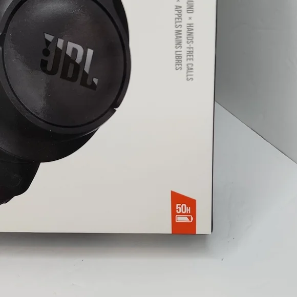 JBL PURE BASS WIRELESS HEADPHONES,   TUNE 710BT, BLACK - Picture 6 of 8